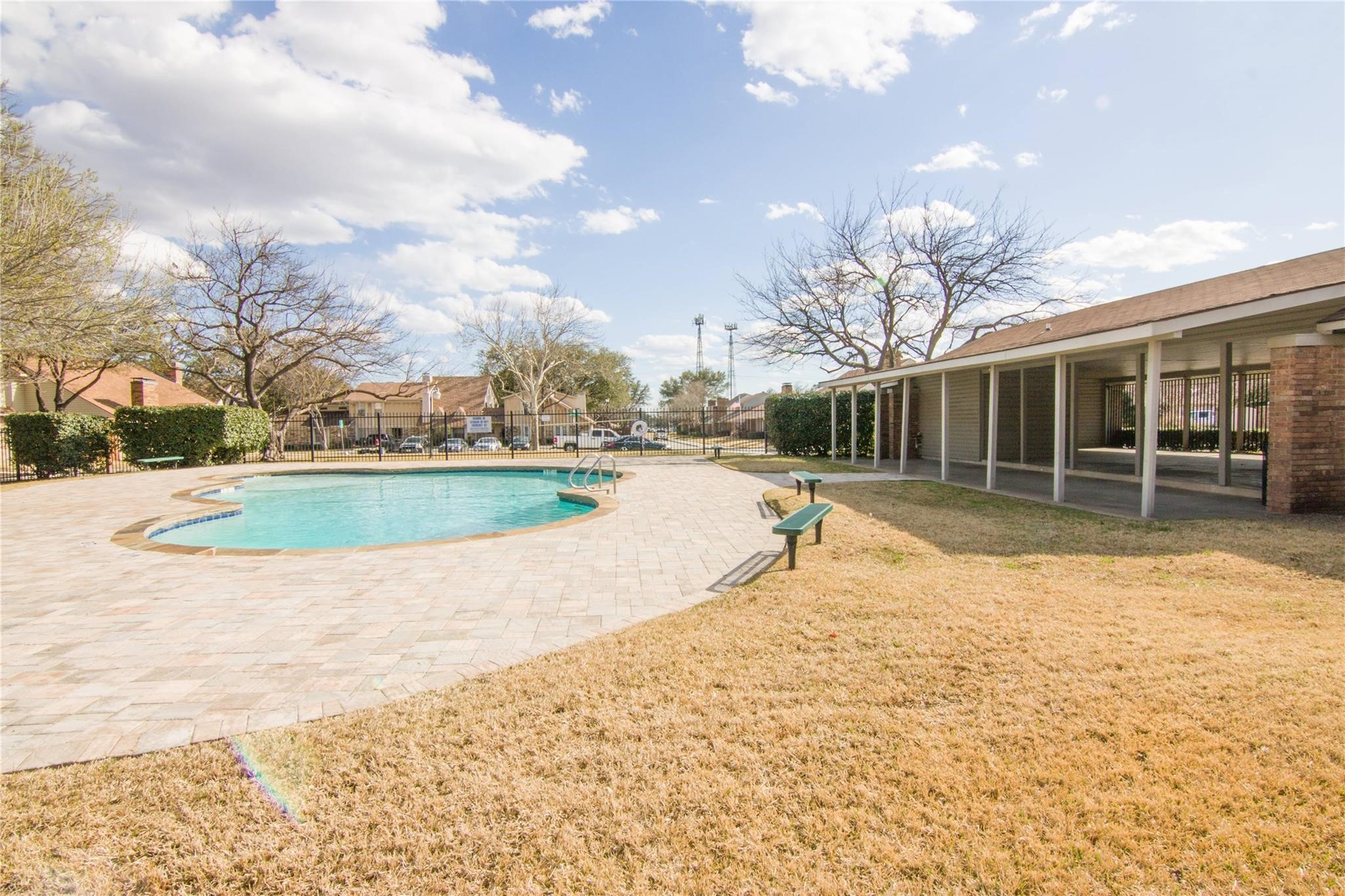 2007 Clubview Drive Carrollton TX 75006