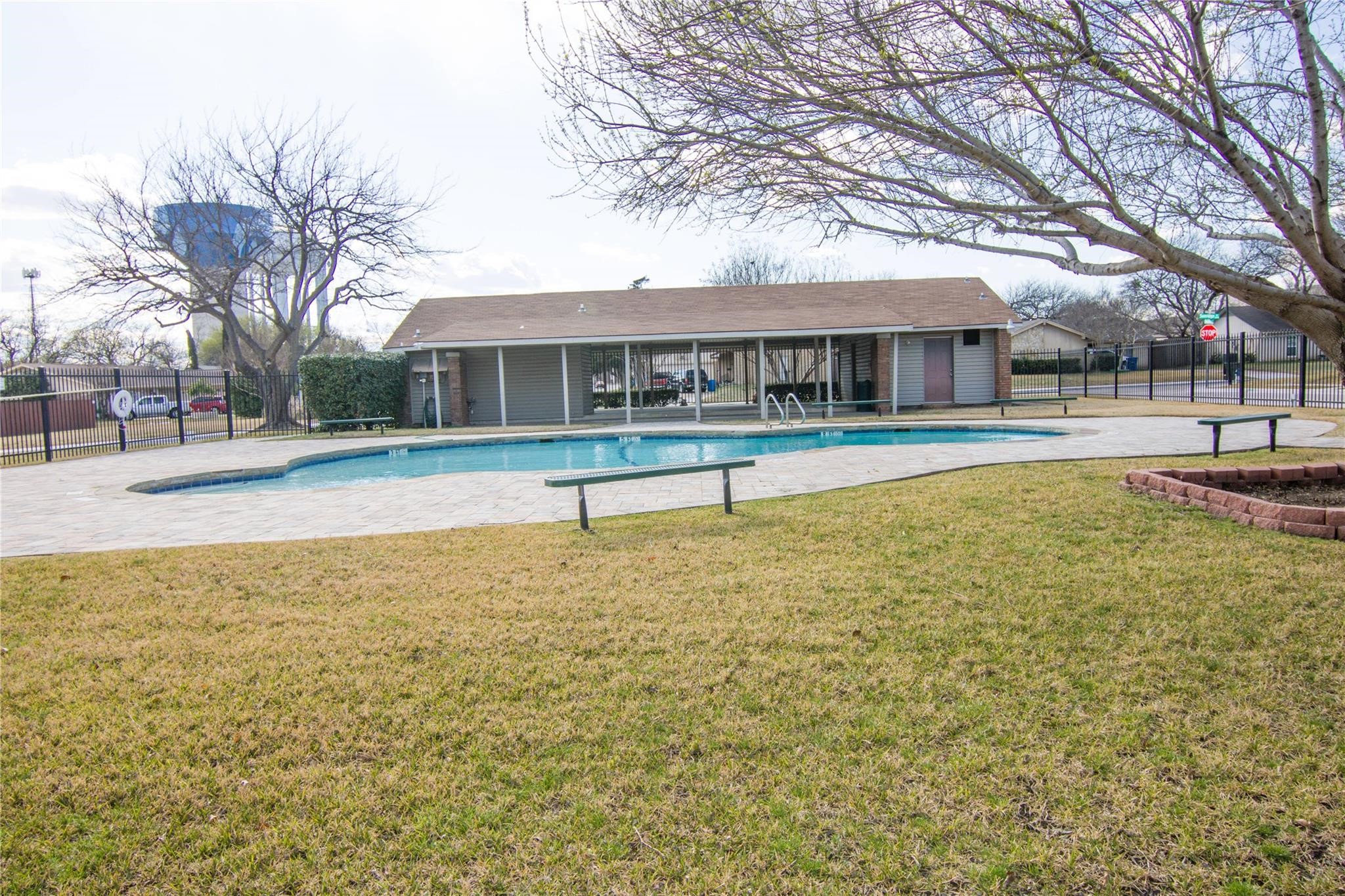 2007 Clubview Drive Carrollton TX 75006