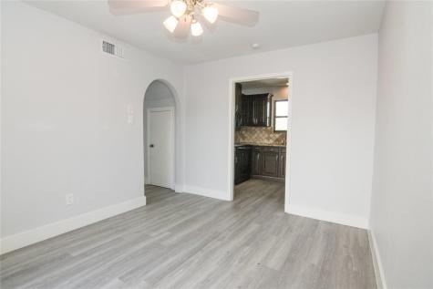 2007 Clubview Drive Carrollton TX 75006
