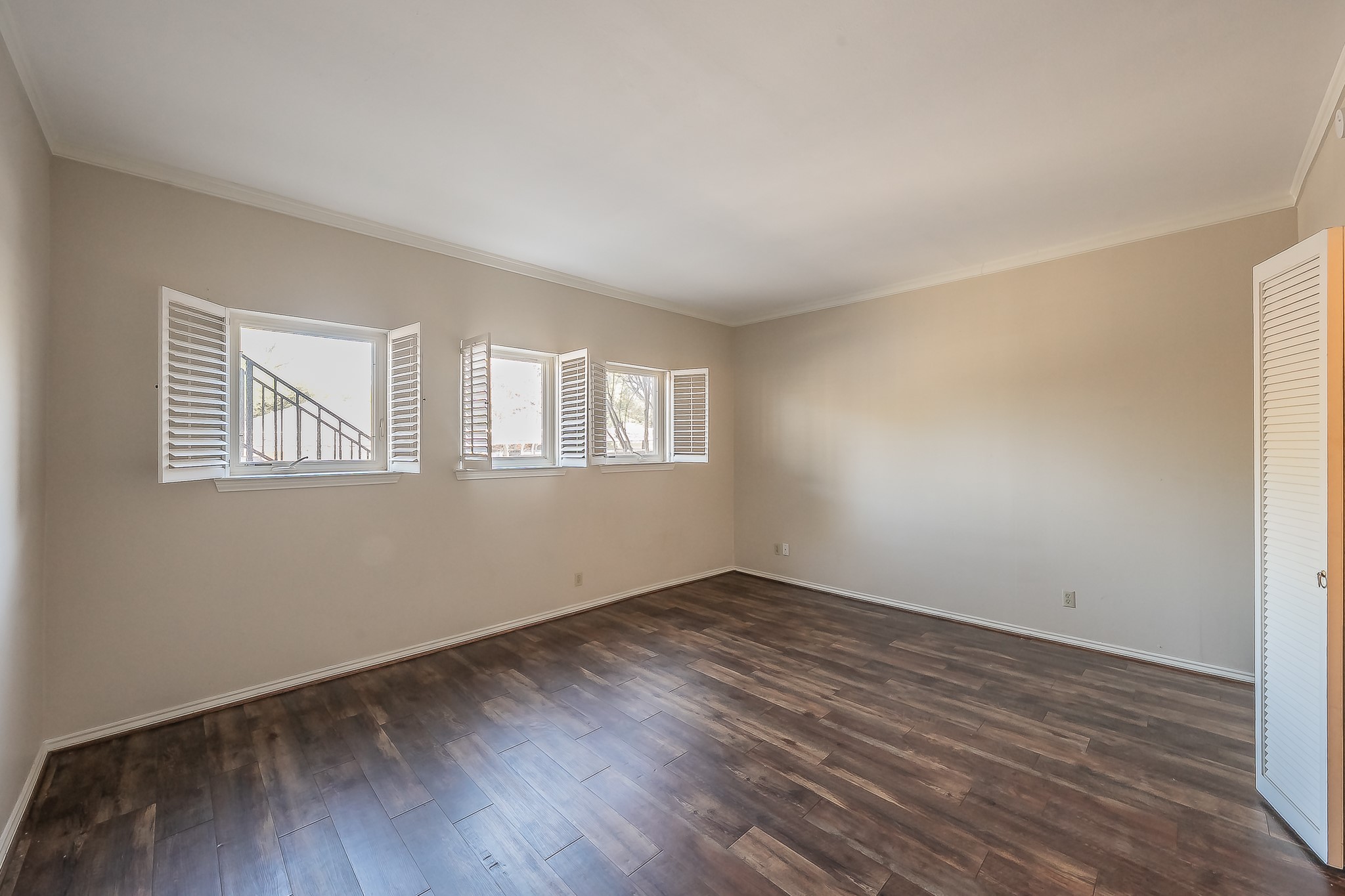 4312 Bellaire Drive S Fort Worth TX 76109
