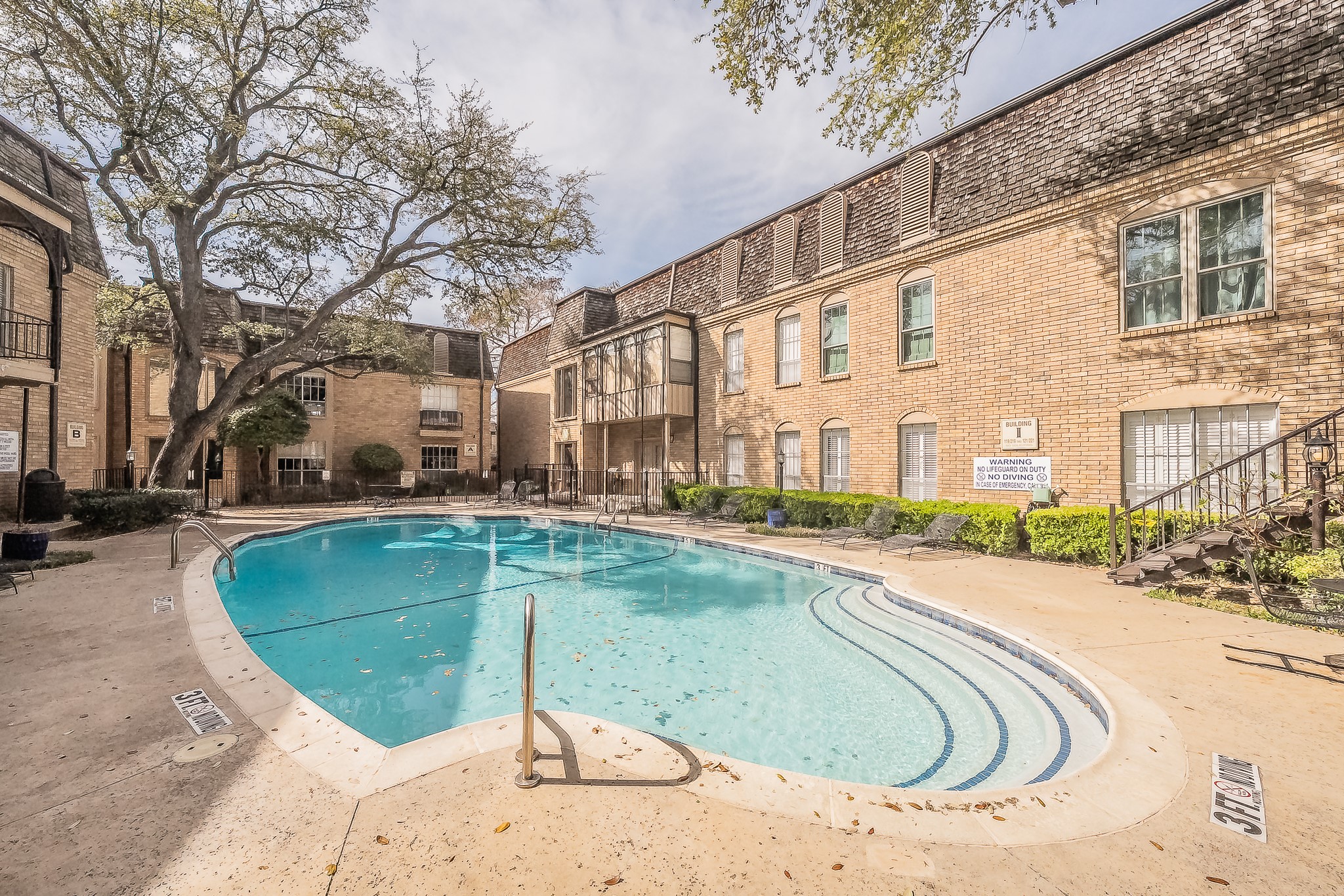 4312 Bellaire Drive S Fort Worth TX 76109