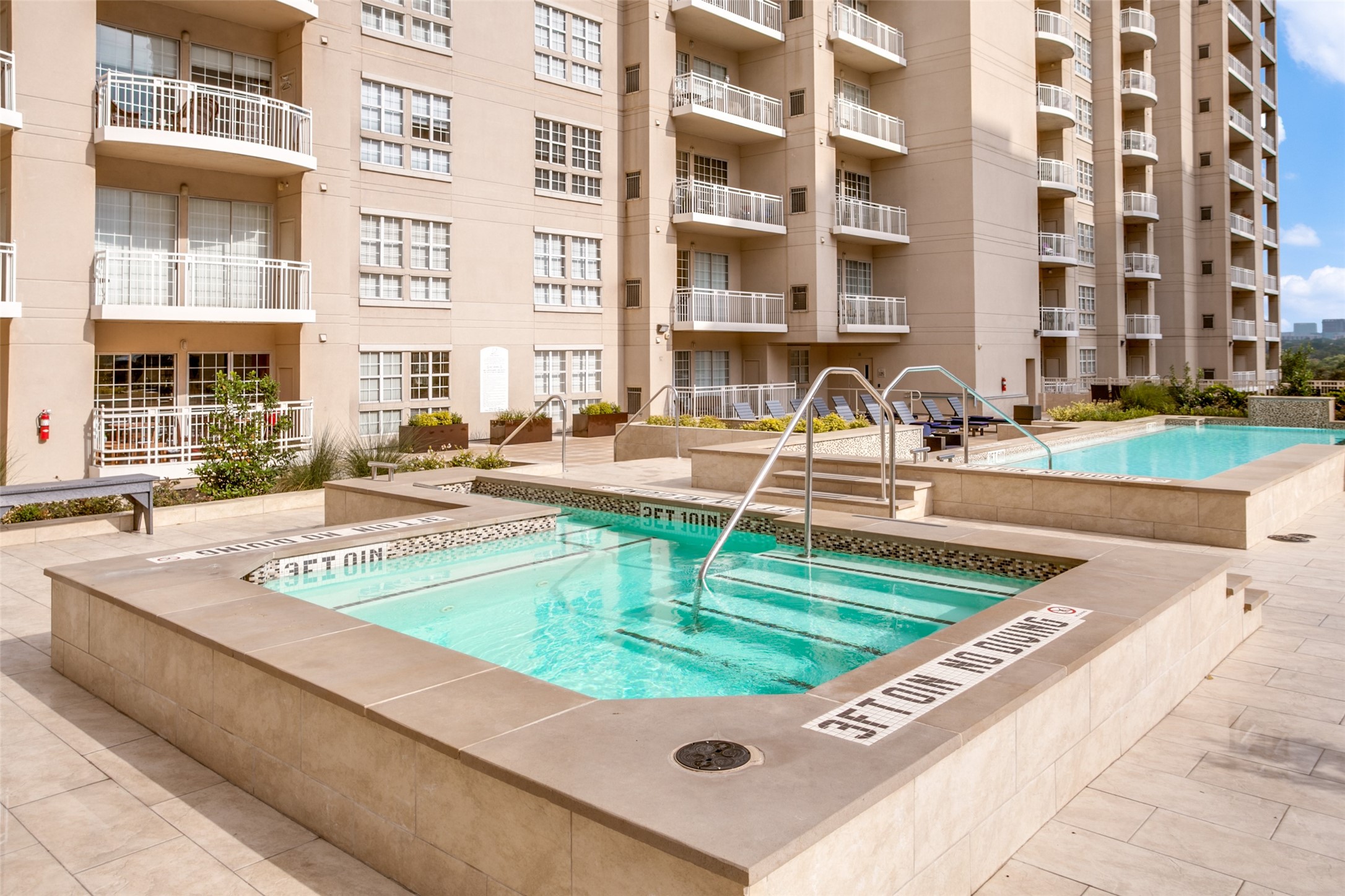 3225 Turtle Creek Boulevard Dallas TX 75219