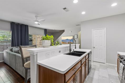 6384 Hill Creek Drive The Colony TX 75056