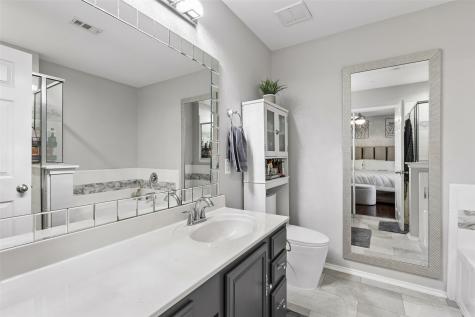 6384 Hill Creek Drive The Colony TX 75056