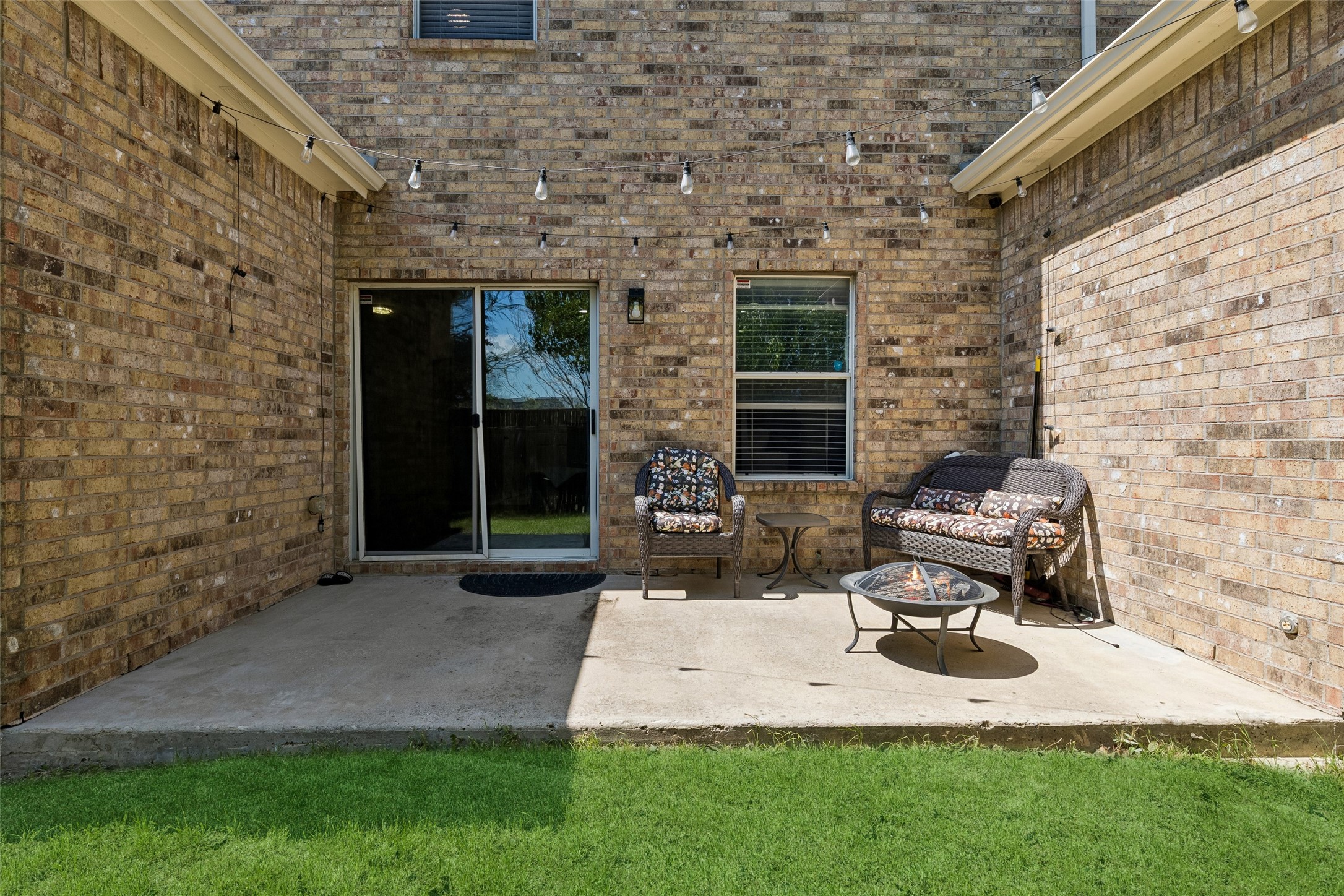 6384 Hill Creek Drive The Colony TX 75056
