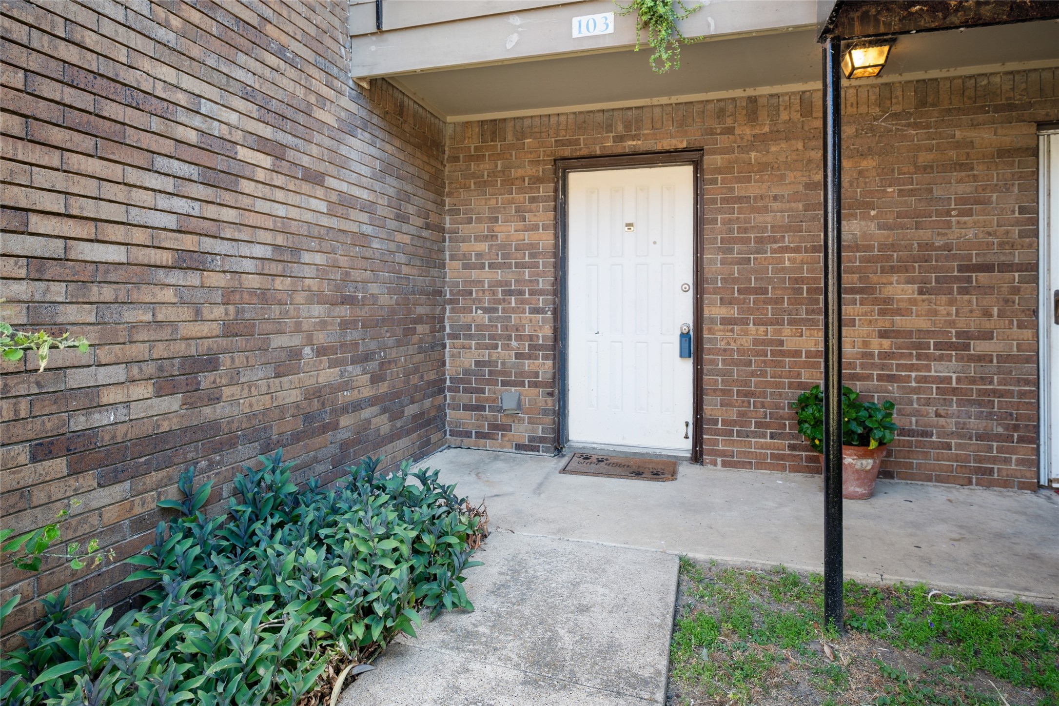 4472 Chaha Road Garland TX 75043