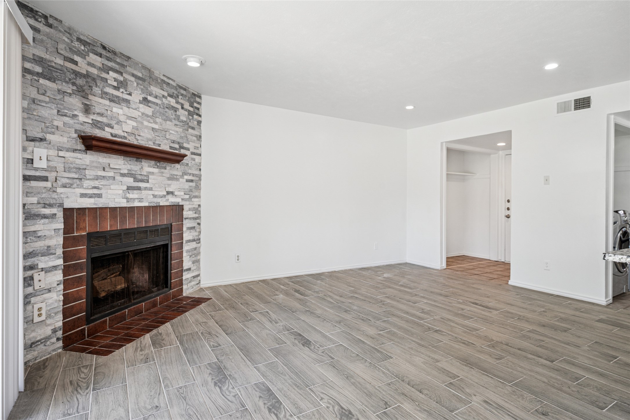 4472 Chaha Road Garland TX 75043