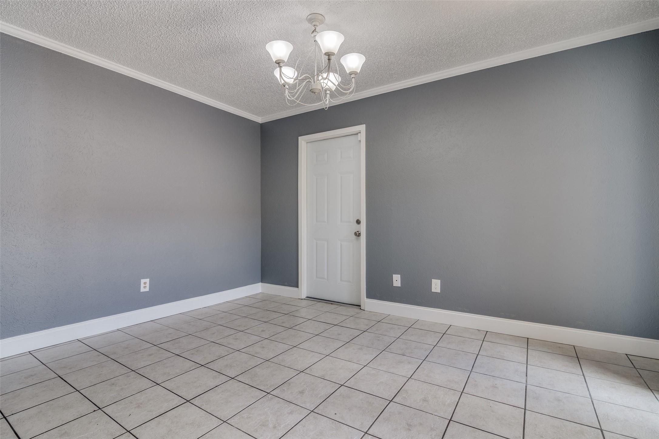 1905 Wyndemere Lane Garland TX 75042