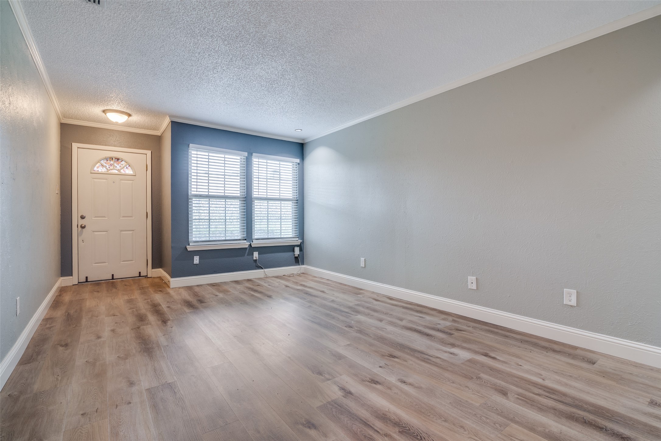 1905 Wyndemere Lane Garland TX 75042