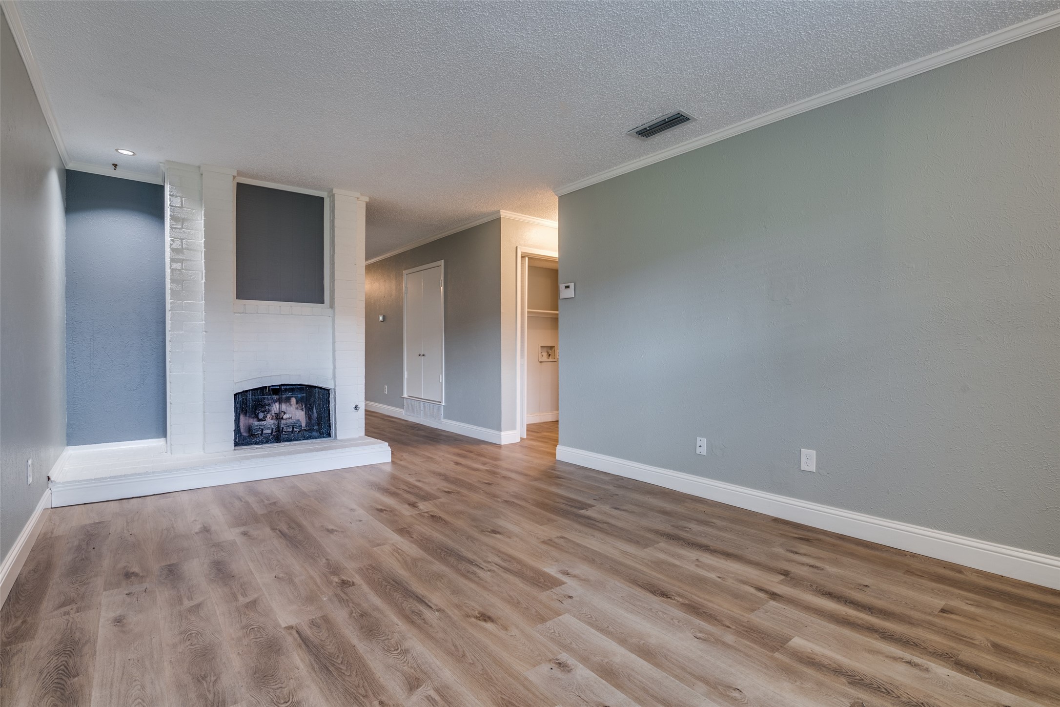 1905 Wyndemere Lane Garland TX 75042