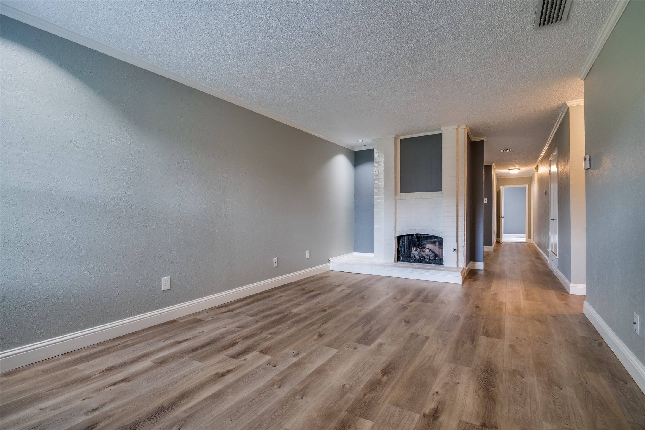 1905 Wyndemere Lane Garland TX 75042