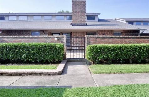 1124 Quail Creek Street Benbrook TX 76126