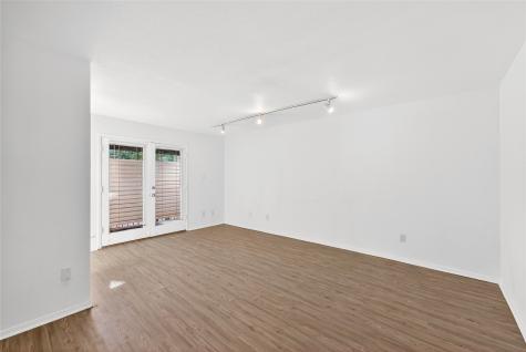 4338 Hartford Street Dallas TX 75219