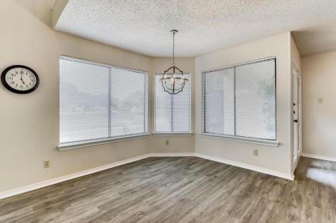 541 Ranch Trail Irving TX 75063