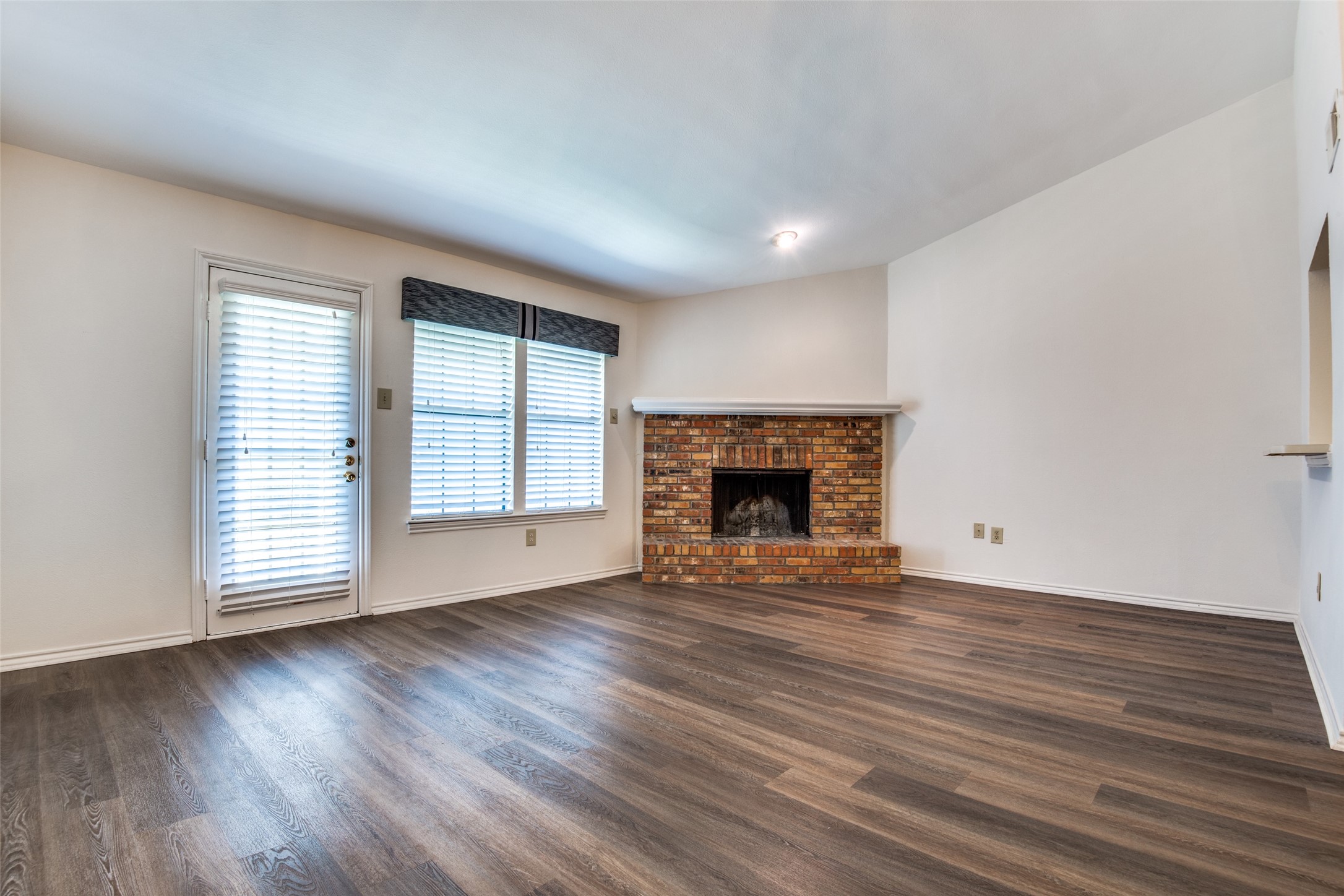 2835 Keller Springs Road Carrollton TX 75006