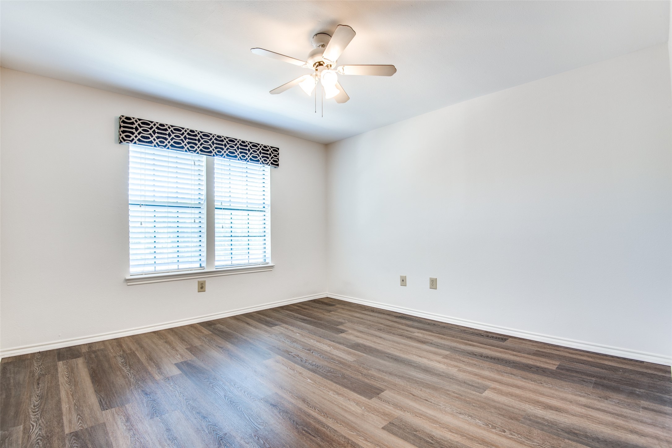 2835 Keller Springs Road Carrollton TX 75006