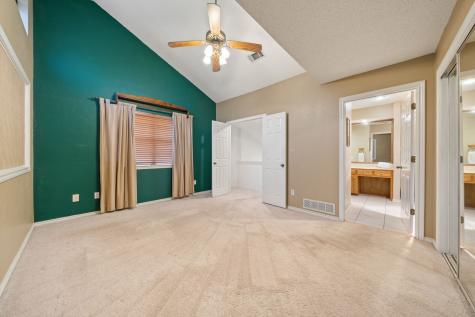 16 Village Green Court Denison TX 75020