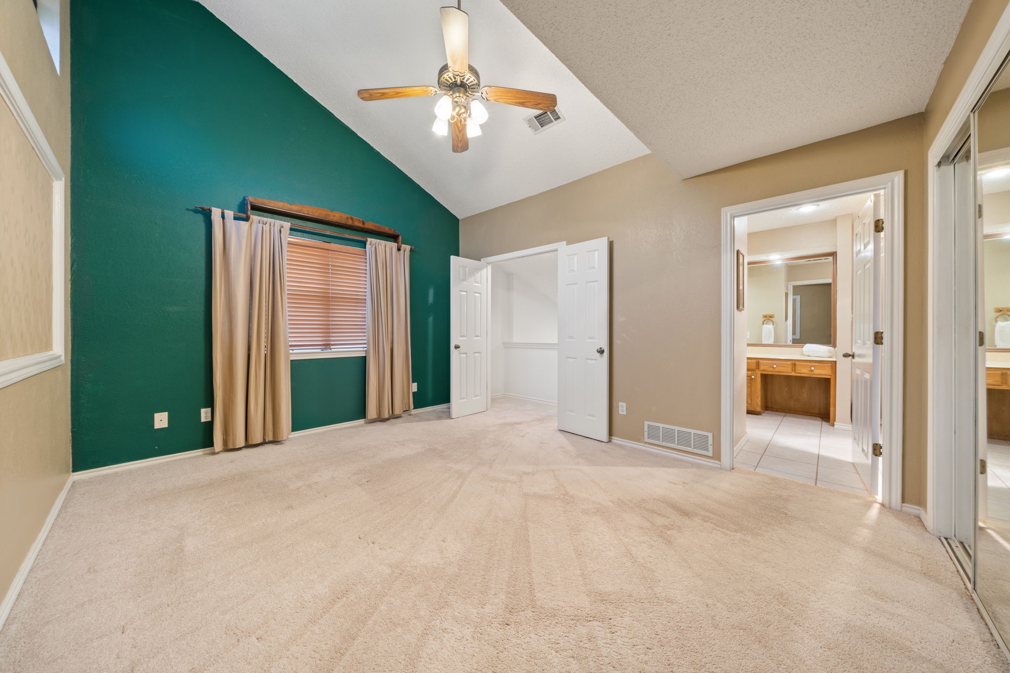 16 Village Green Court Denison TX 75020
