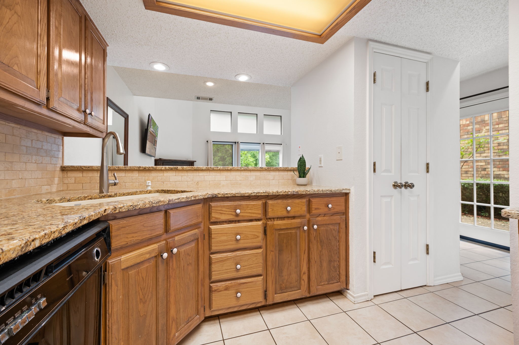 16 Village Green Court Denison TX 75020
