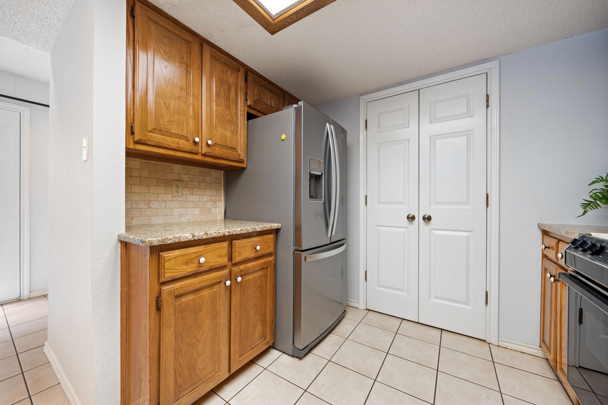 16 Village Green Court Denison TX 75020