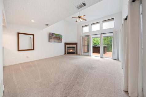 16 Village Green Court Denison TX 75020