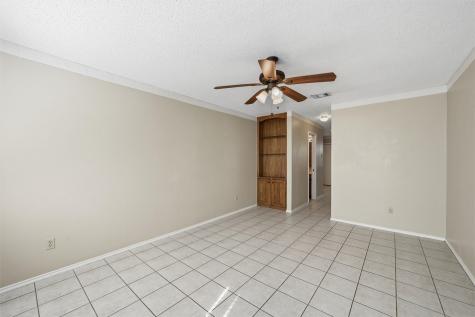 1371 S 11th Street Waco TX 76706