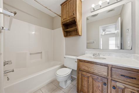 1371 S 11th Street Waco TX 76706