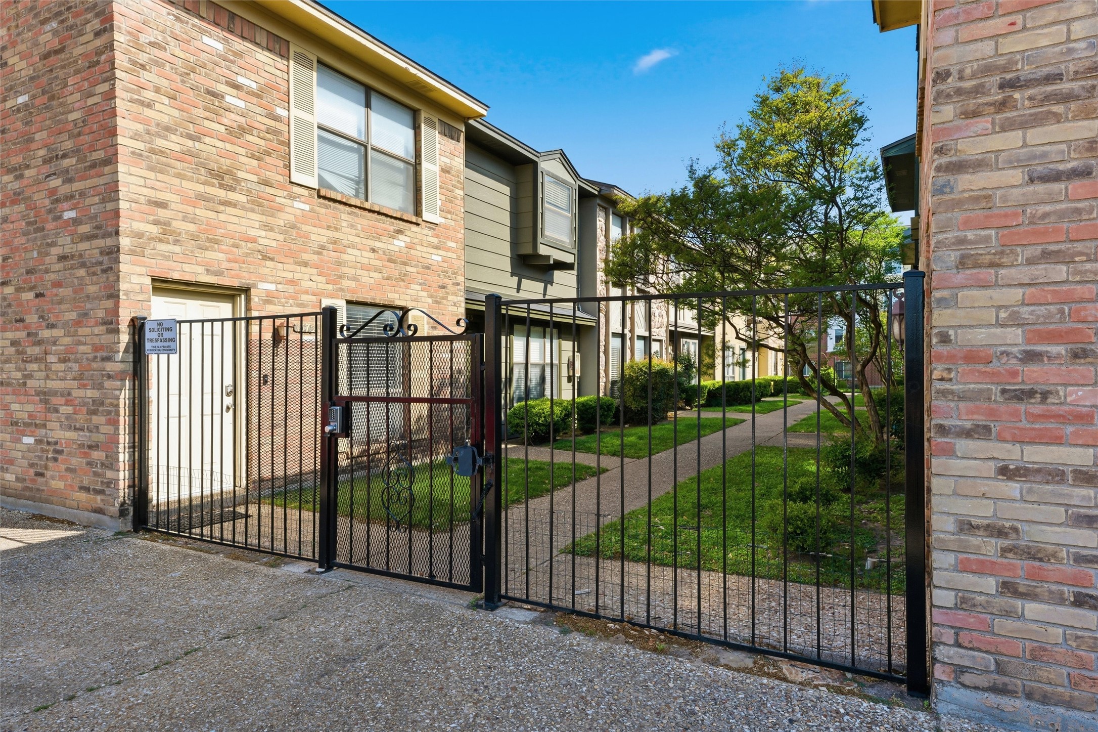 1371 S 11th Street Waco TX 76706