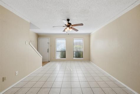 1371 S 11th Street Waco TX 76706