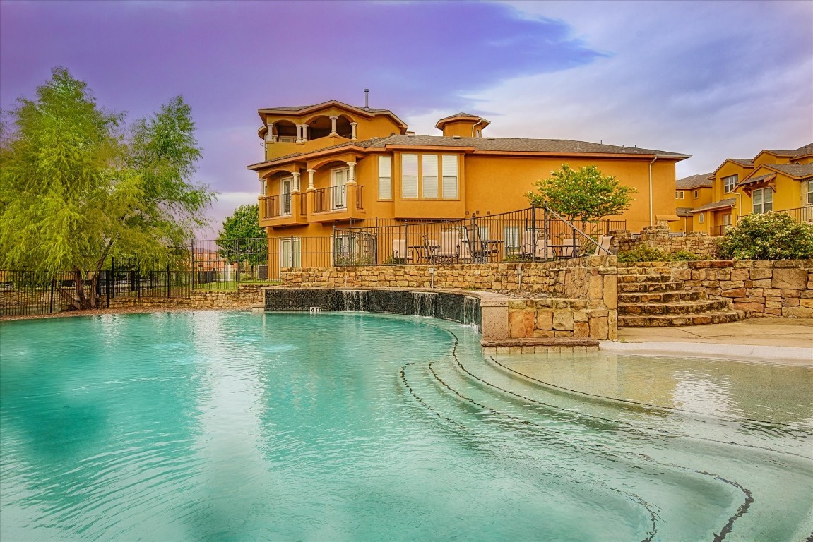 2660 Venice Drive Grand Prairie TX 75054