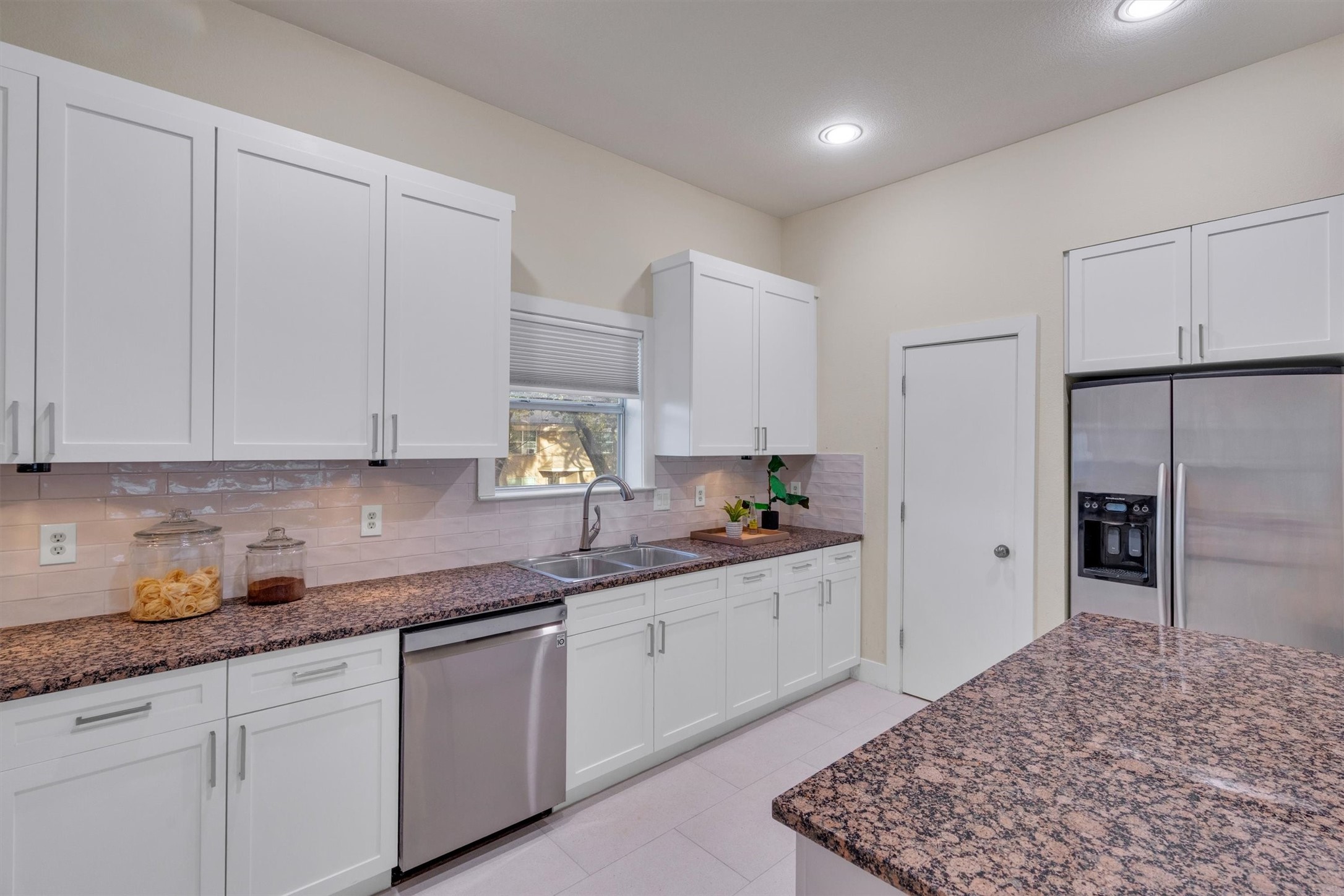 4830 Cedar Springs Road Dallas TX 75219