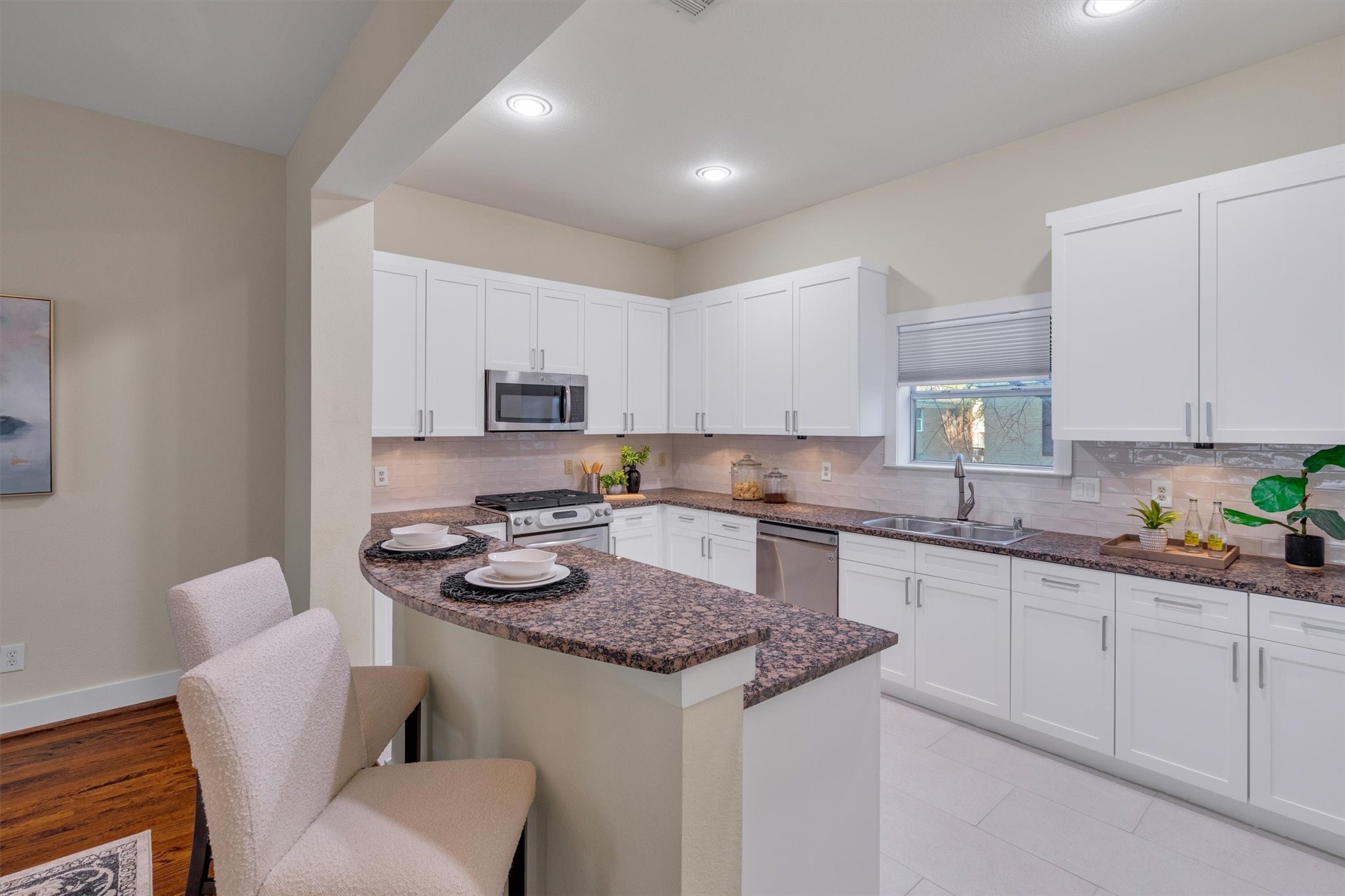 4830 Cedar Springs Road Dallas TX 75219