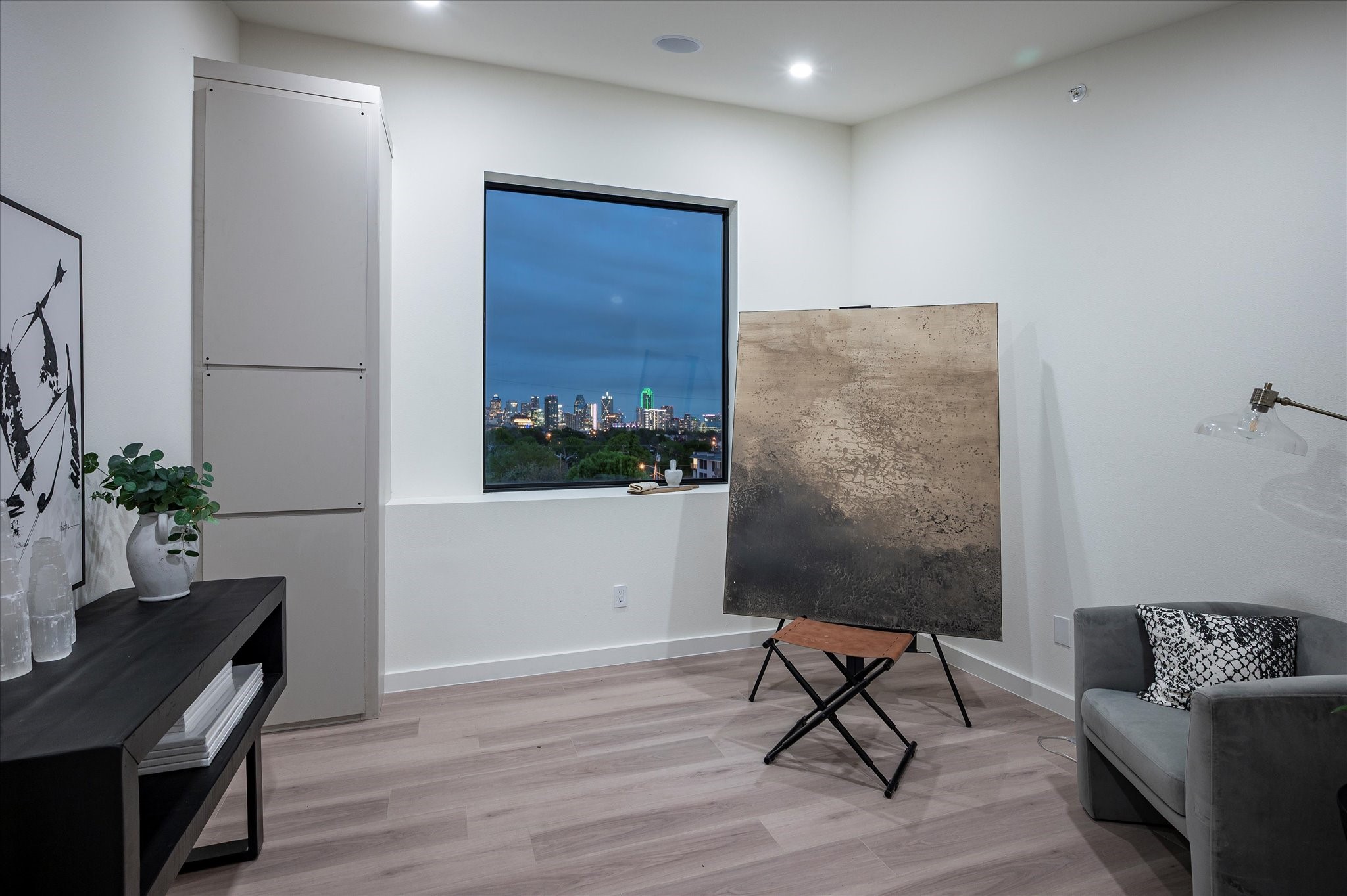 4534 Lake Avenue Dallas TX 75219
