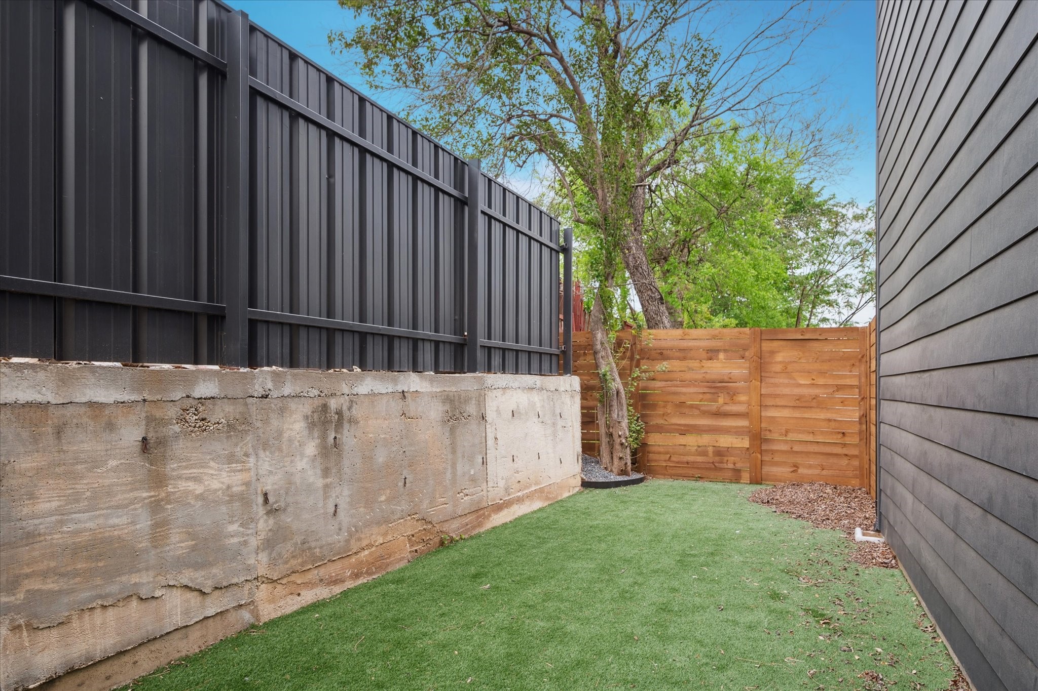4534 Lake Avenue Dallas TX 75219