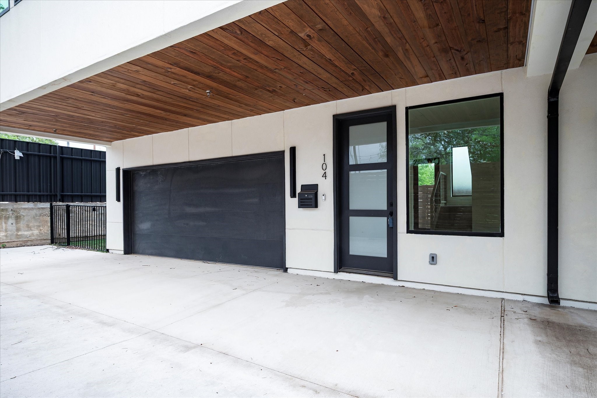 4534 Lake Avenue Dallas TX 75219