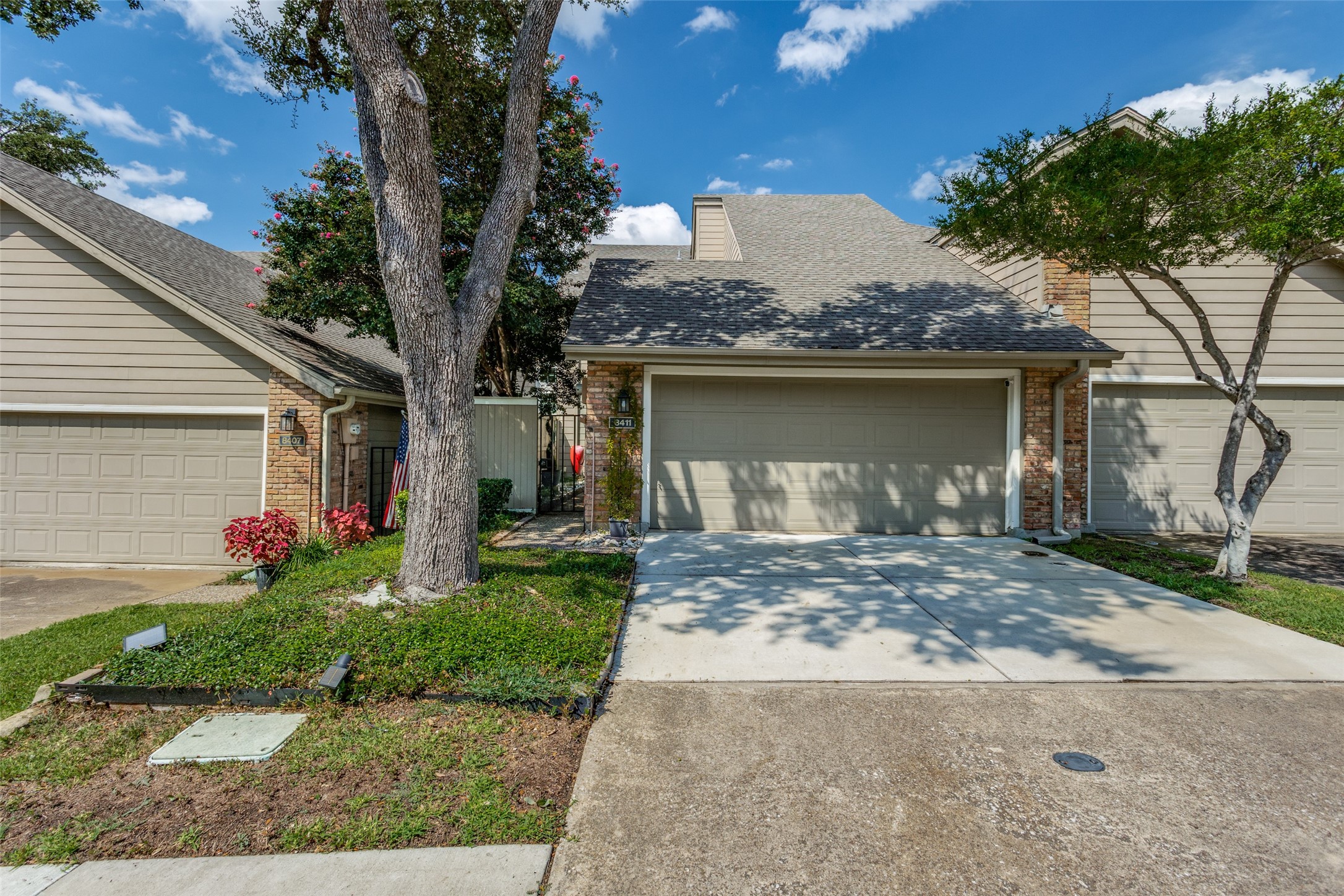 8411 Barnaby Street Dallas TX 75243