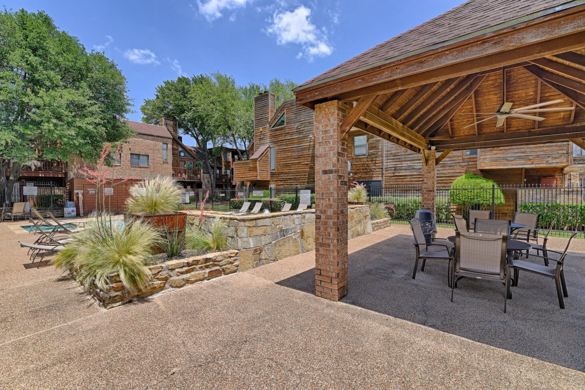 2300 Bamboo Drive Arlington TX 76006