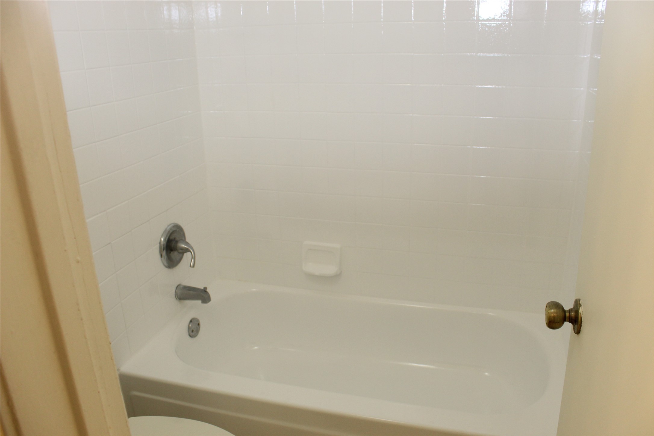 2300 Bamboo Drive Arlington TX 76006