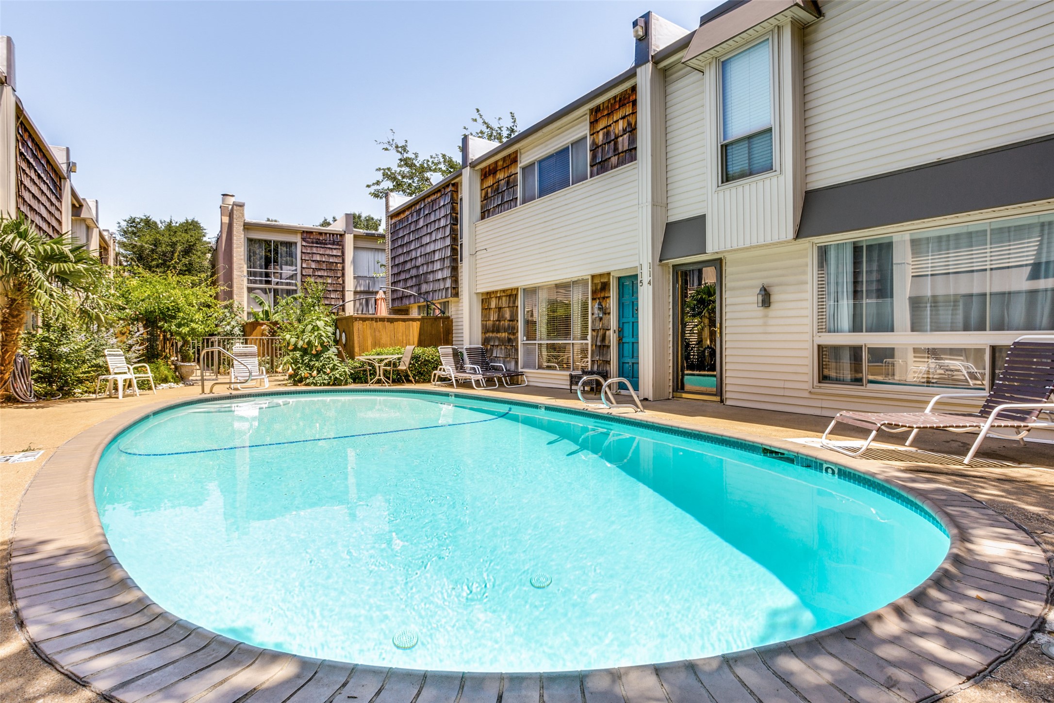 2702 Douglas Avenue Dallas TX 75219
