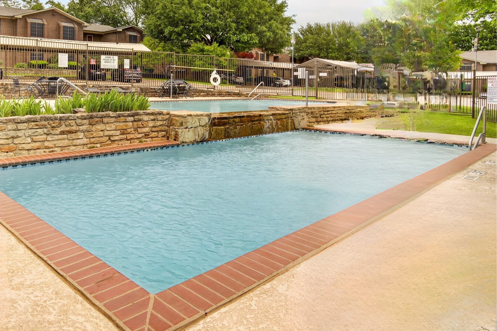 2505 Wedglea Drive Dallas TX 75211