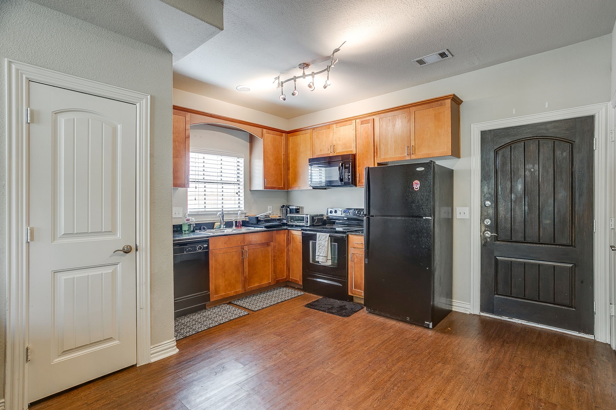 2410 S 2nd Street Waco TX 76706