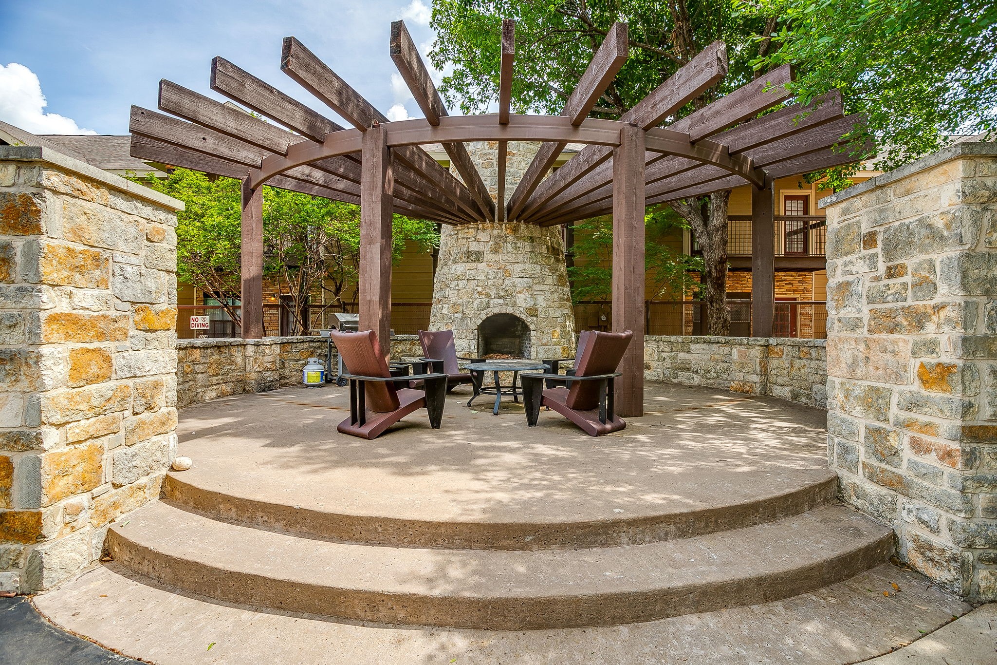 2410 S 2nd Street Waco TX 76706