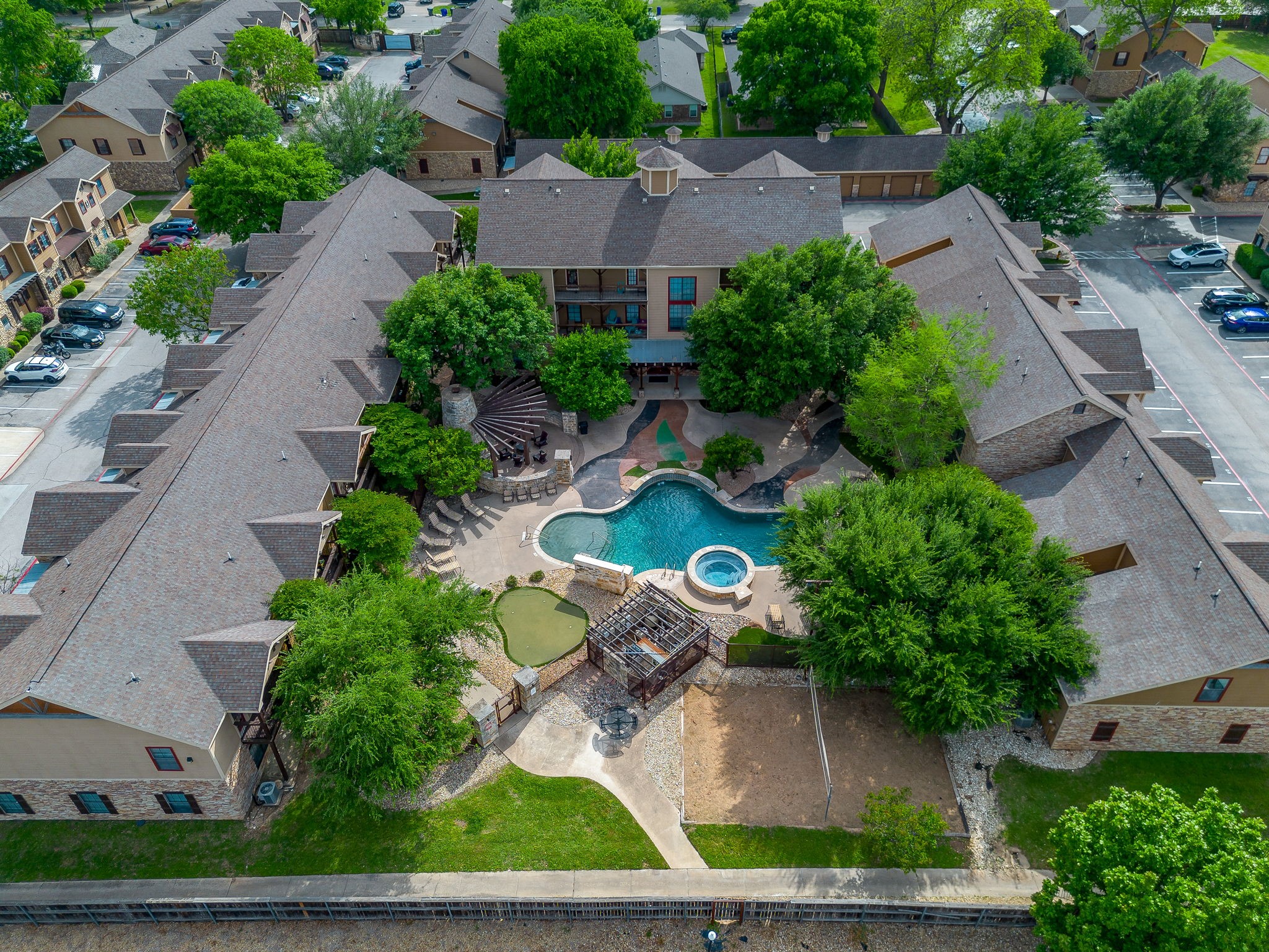 2410 S 2nd Street Waco TX 76706