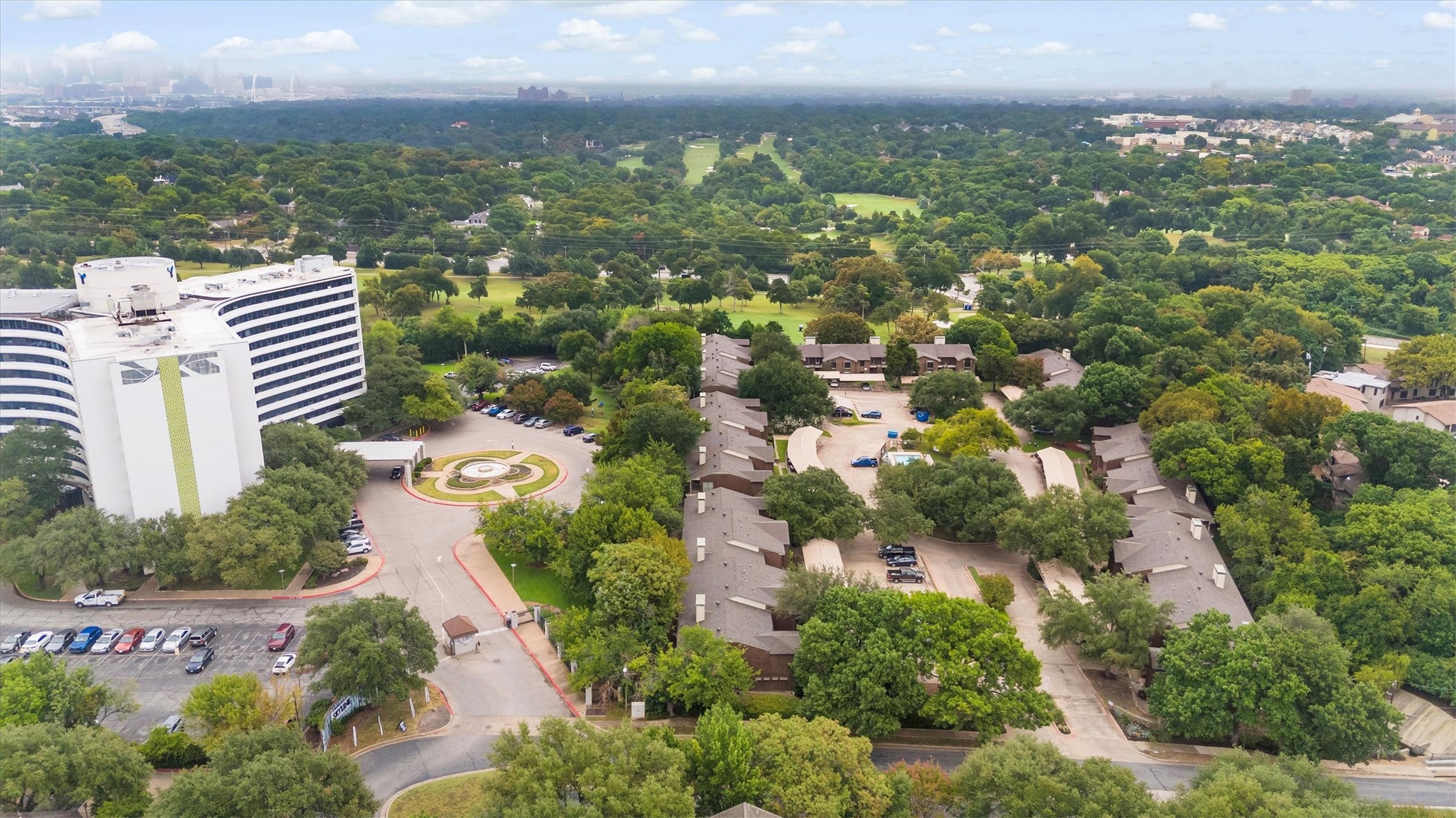 2505 Wedglea Drive Dallas TX 75211