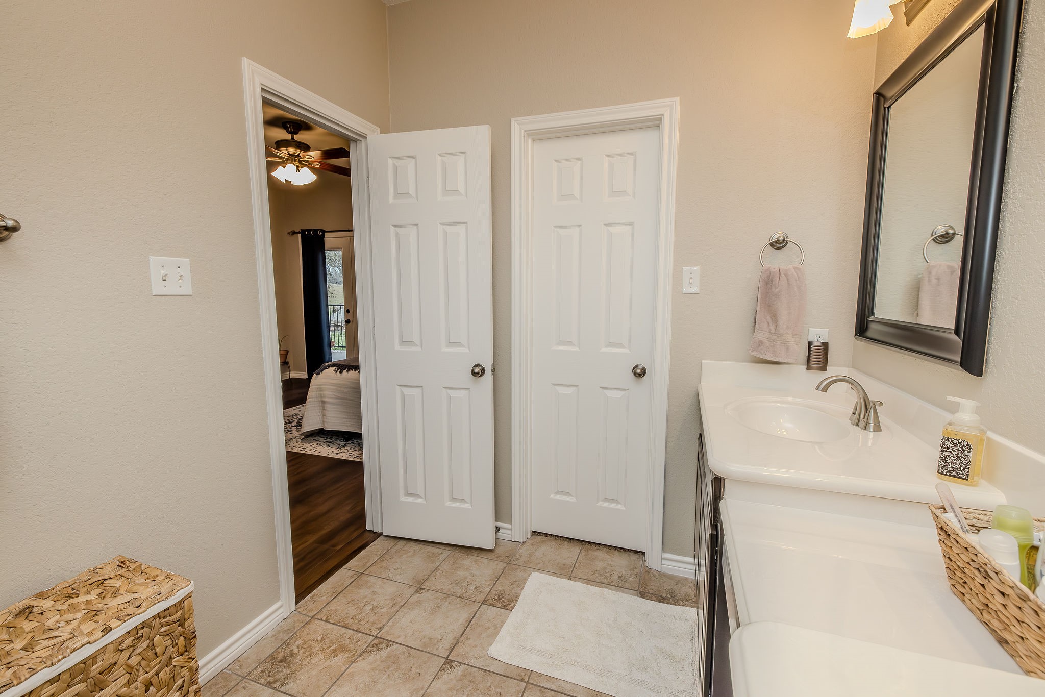 1101 Eagle Point Circle Graford TX 76449