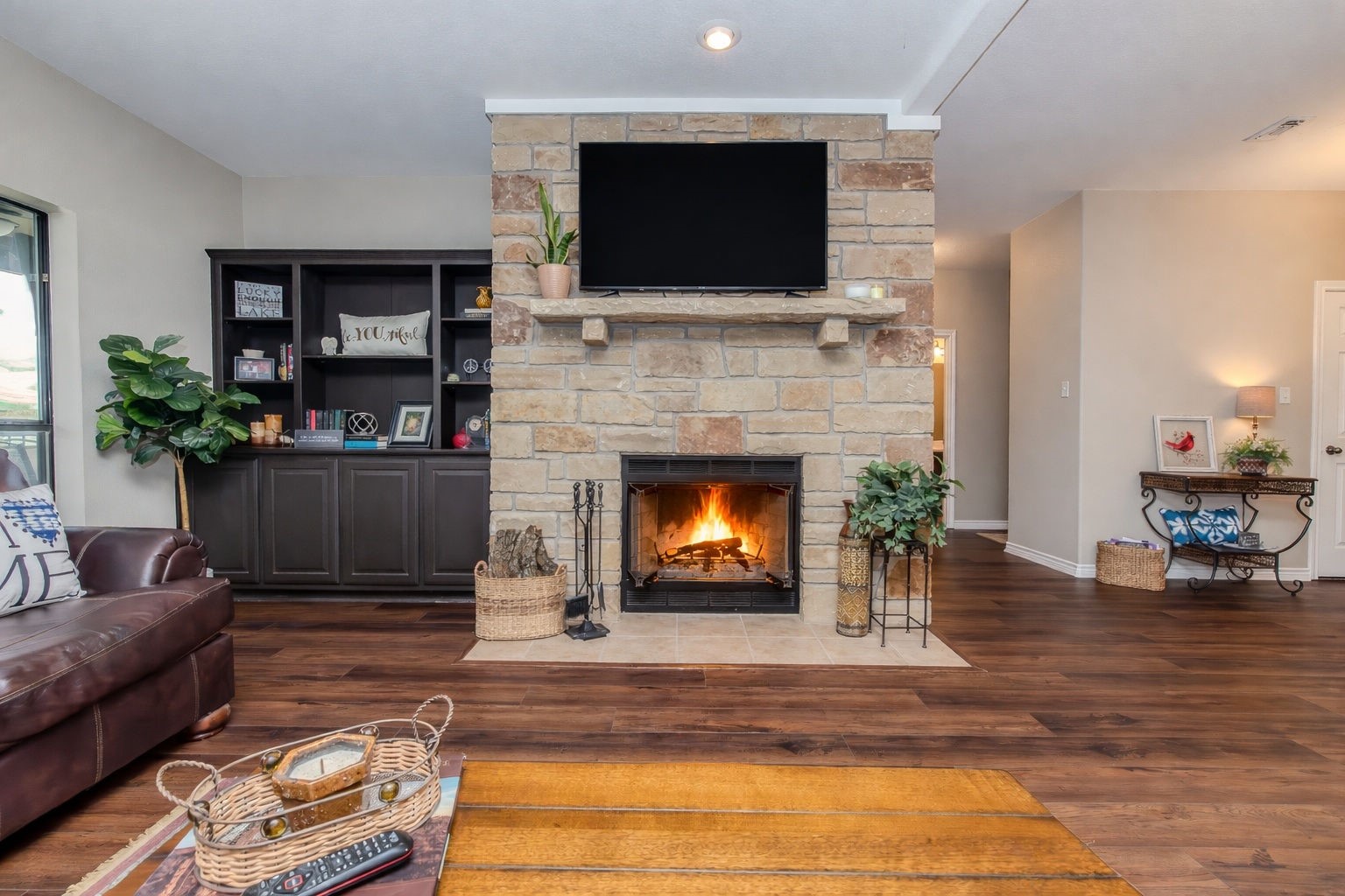 1101 Eagle Point Circle Graford TX 76449