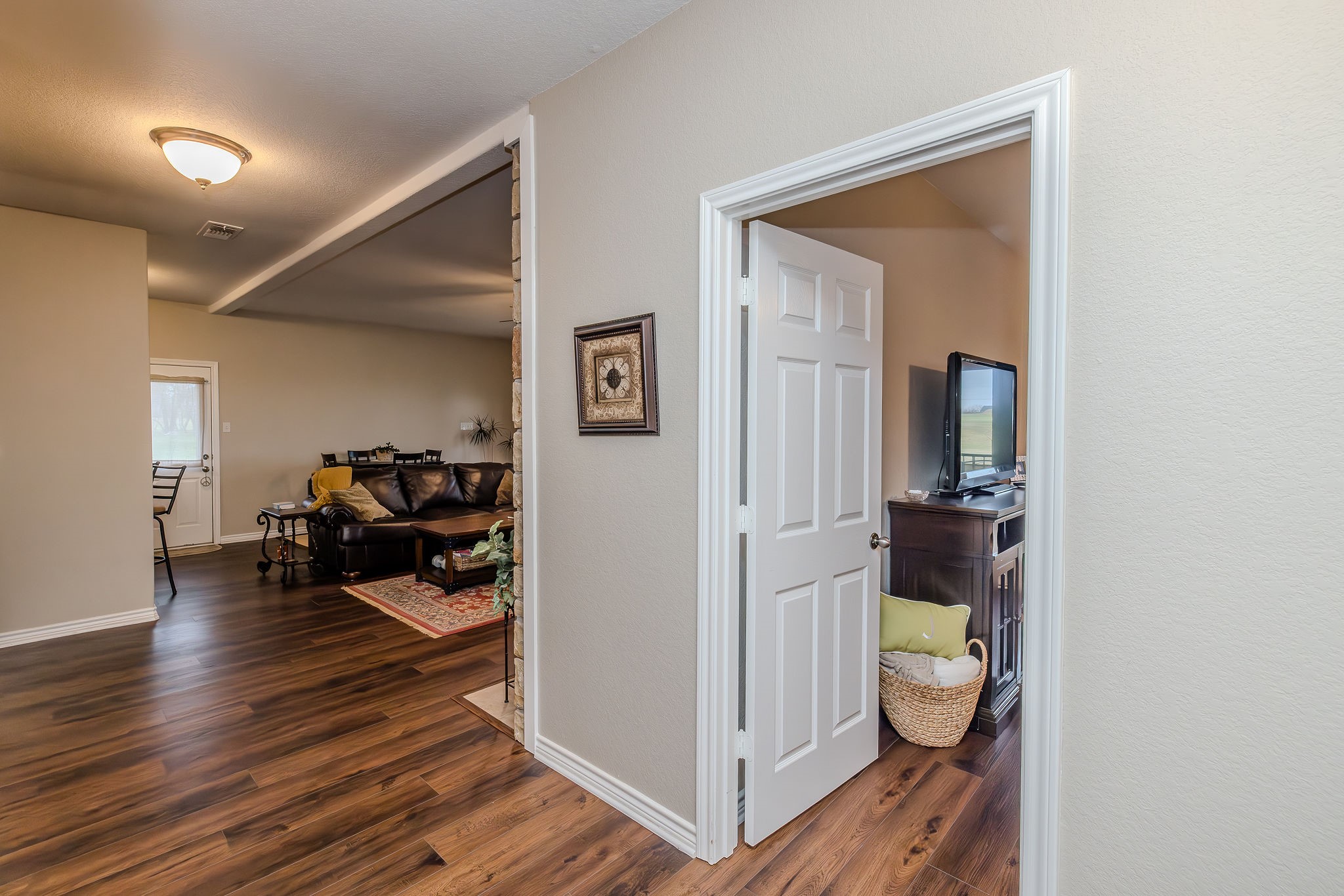 1101 Eagle Point Circle Graford TX 76449