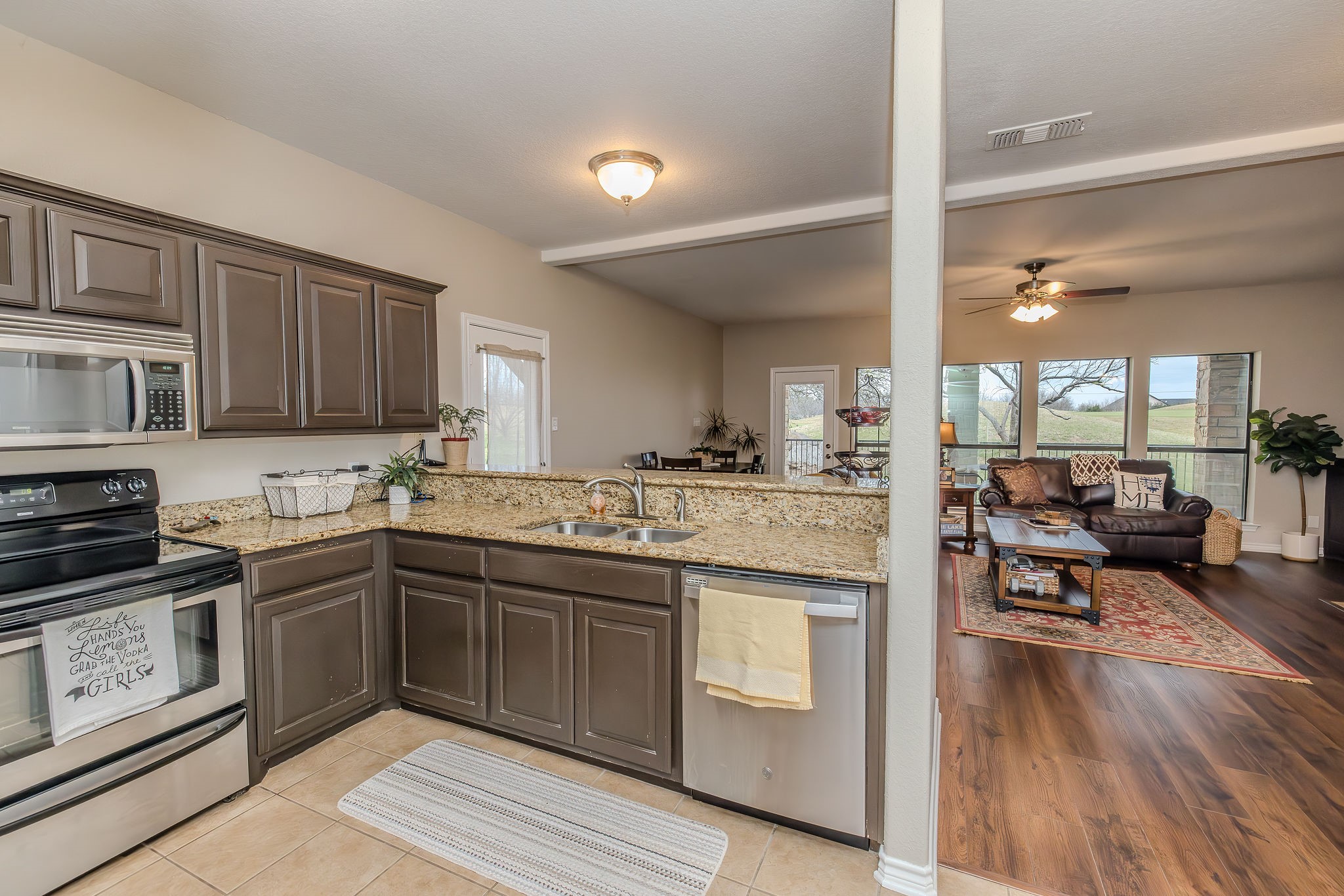 1101 Eagle Point Circle Graford TX 76449
