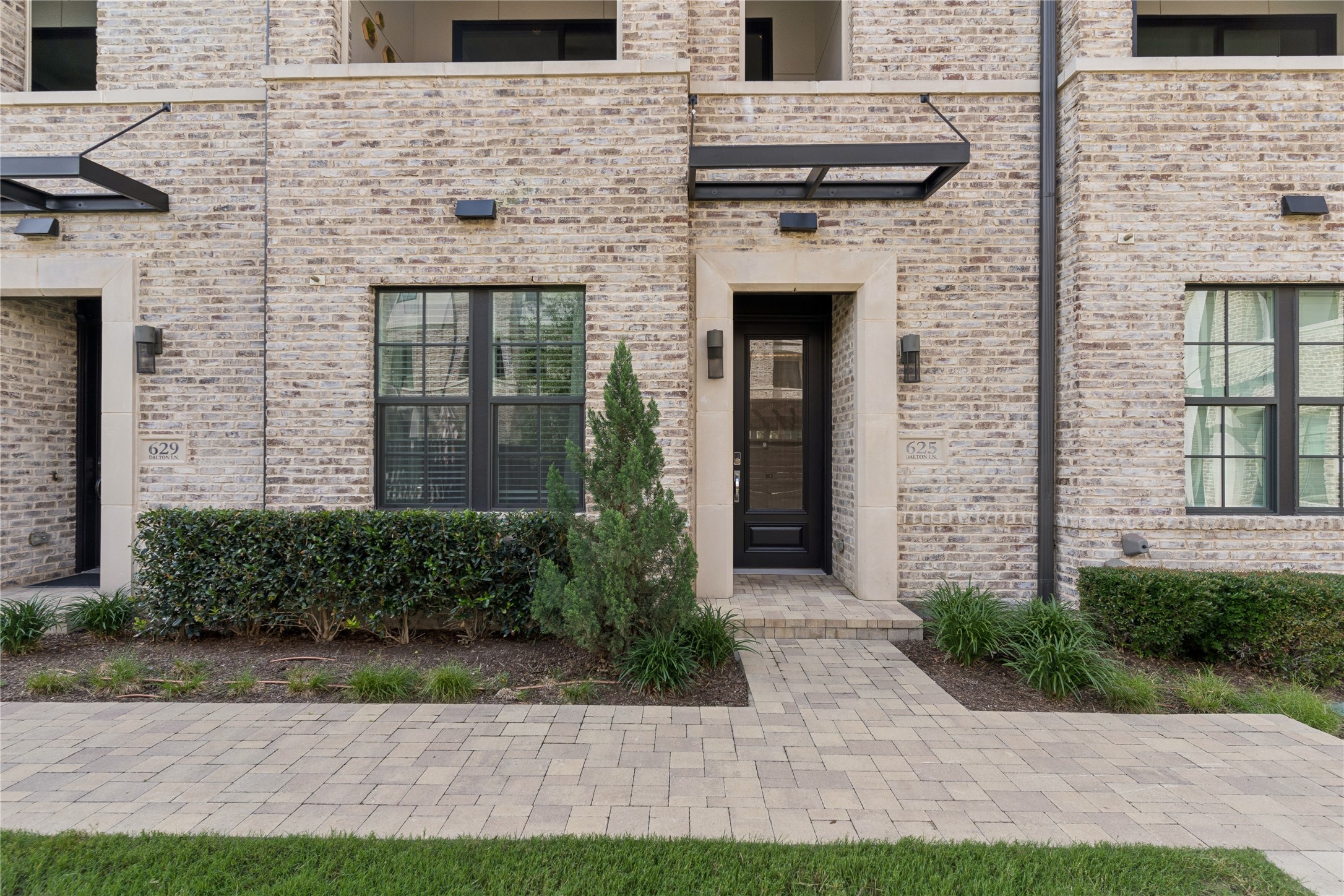 625 Dalton Lane Irving TX 75039