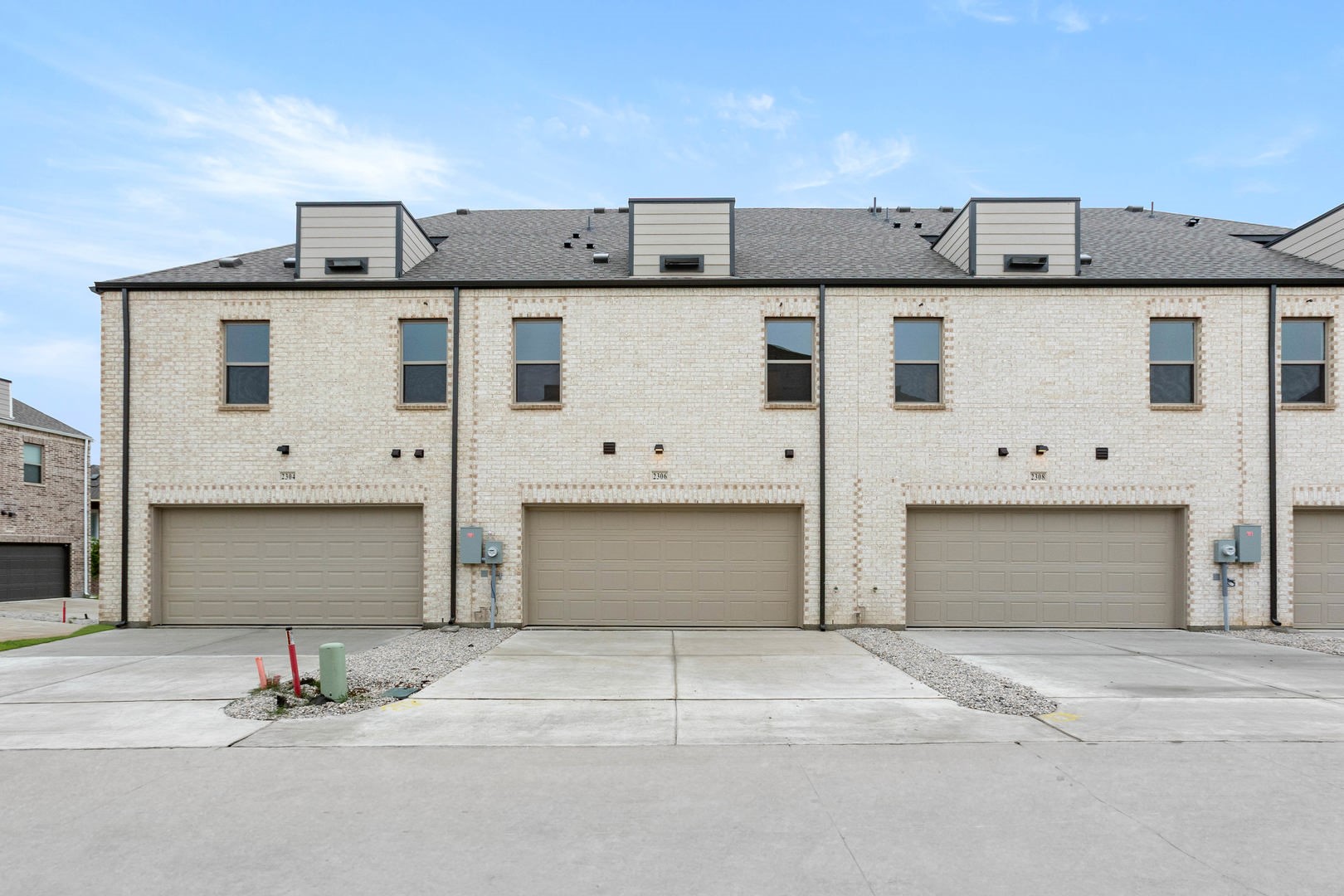 2306 Glacier Way Mansfield TX 76063